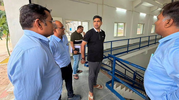 AMC Municipal Commissioner Banchhanidhi Pani visits water treatment plant  
